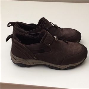 Men’s slip on shoes